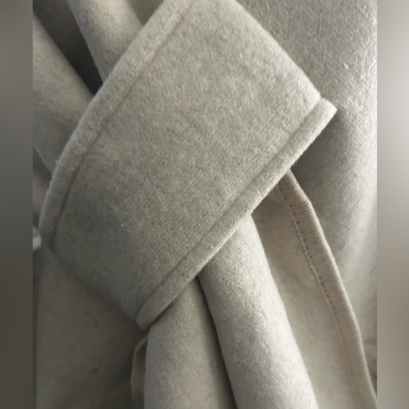 Luxury Loop Cape in Cream - Picture 3 of 5